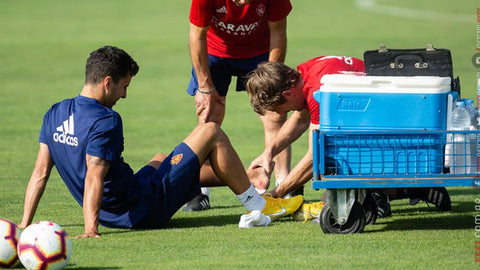 Cómo evitar las ampollas al jugar al fútbol: causas y soluciones