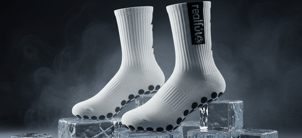 ¿Por qué jugar con calcetines antideslizantes y medias cortadas? - realfút.