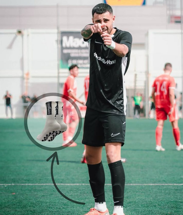 Mini espinilleras personalizadas Realfút Nano 
